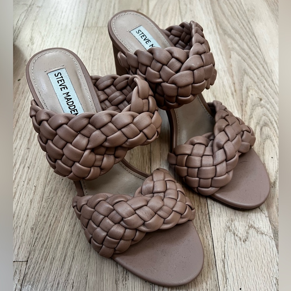 the steve madden® twisted heeled sandals | neutrals | going out heels shoes